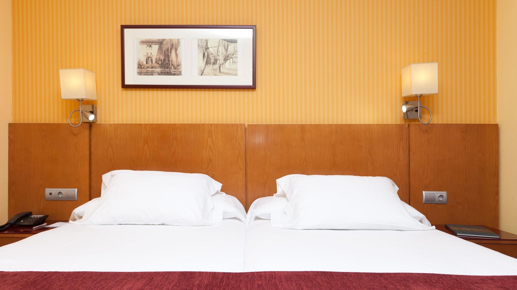 Senator Granada Hotel Ngoại thất bức ảnh