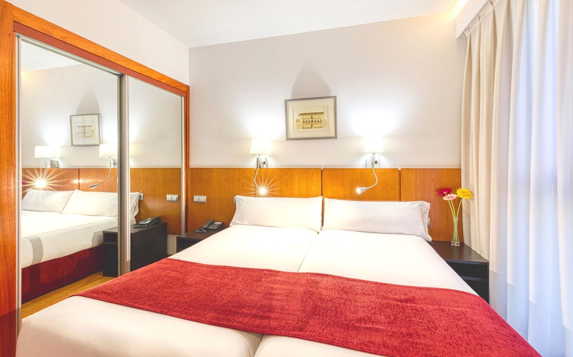 Senator Granada Hotel Ngoại thất bức ảnh