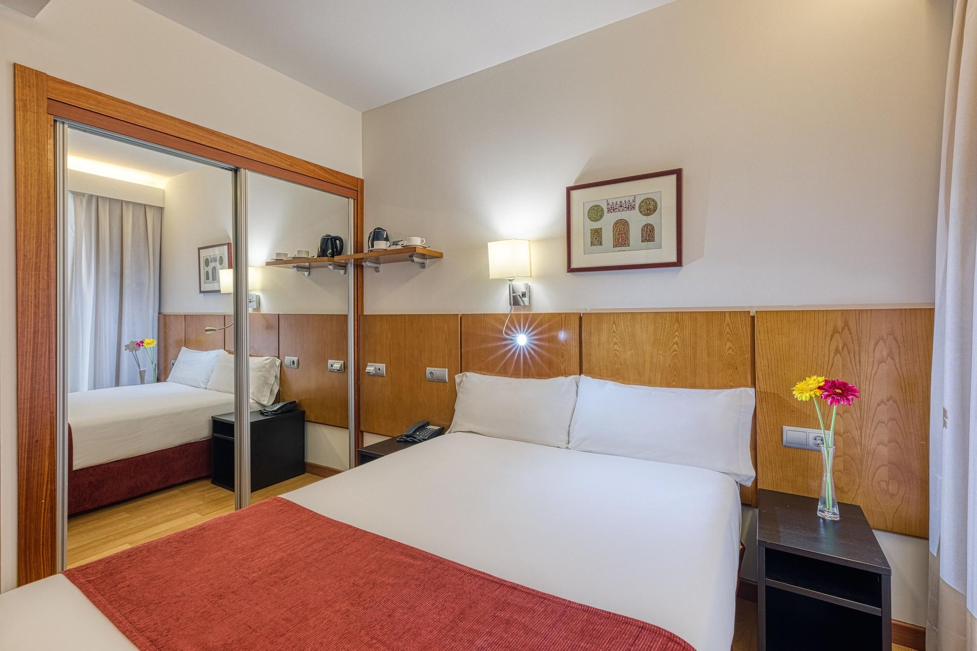 Senator Granada Hotel Ngoại thất bức ảnh