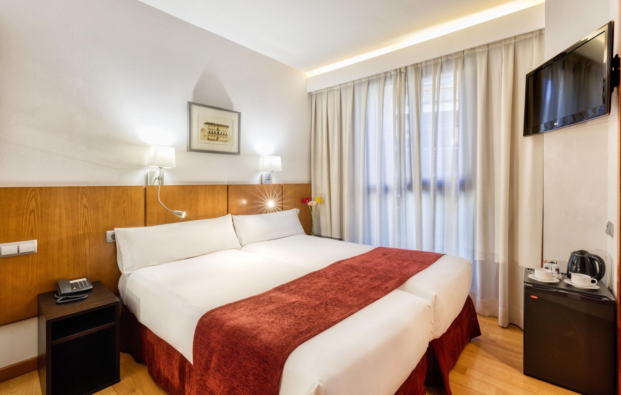 Senator Granada Hotel Ngoại thất bức ảnh