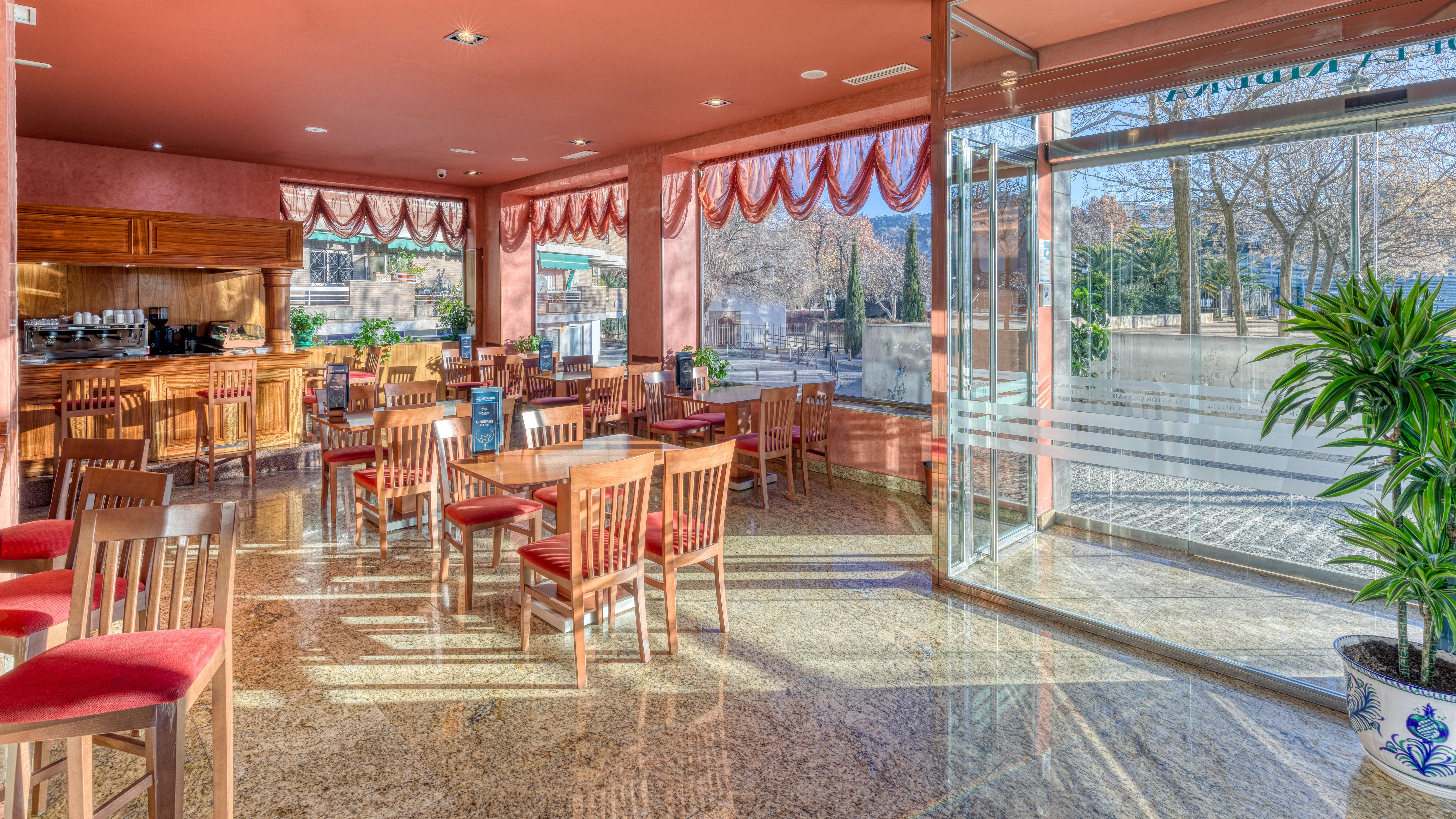 Senator Granada Hotel Ngoại thất bức ảnh