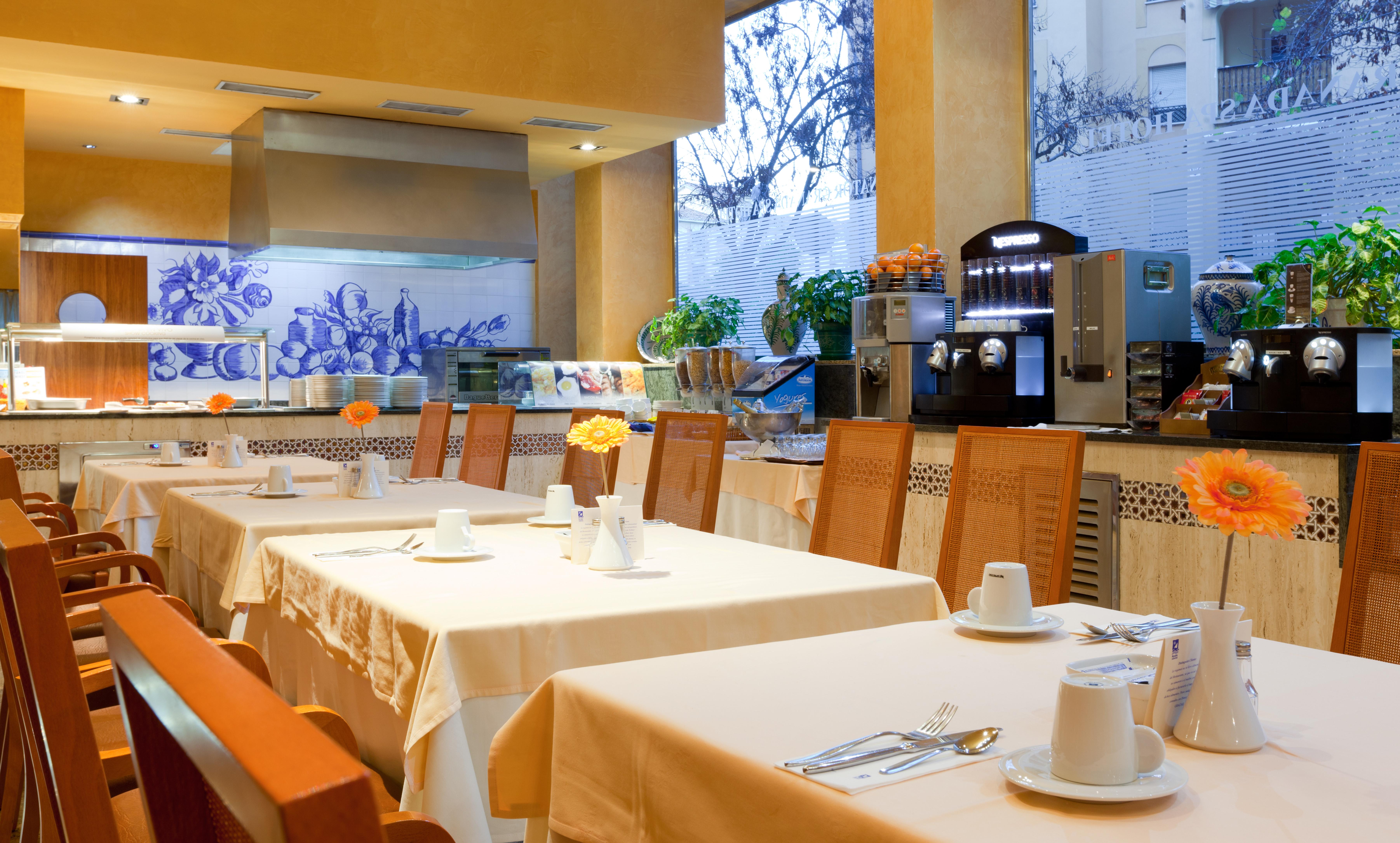 Senator Granada Hotel Ngoại thất bức ảnh