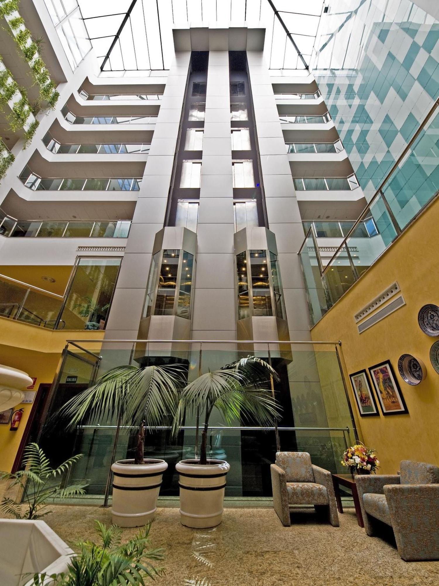 Senator Granada Hotel Ngoại thất bức ảnh