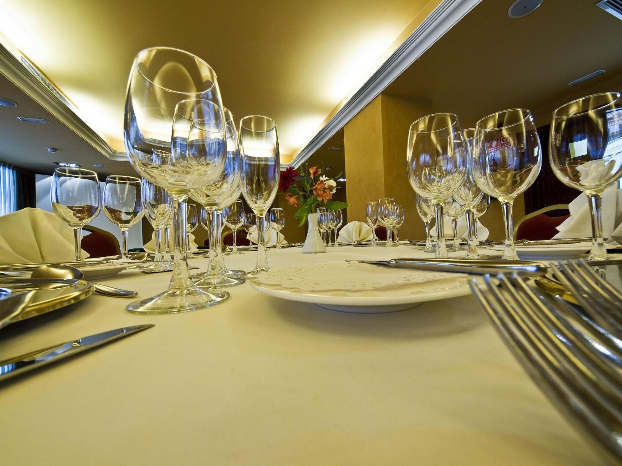 Senator Granada Hotel Ngoại thất bức ảnh
