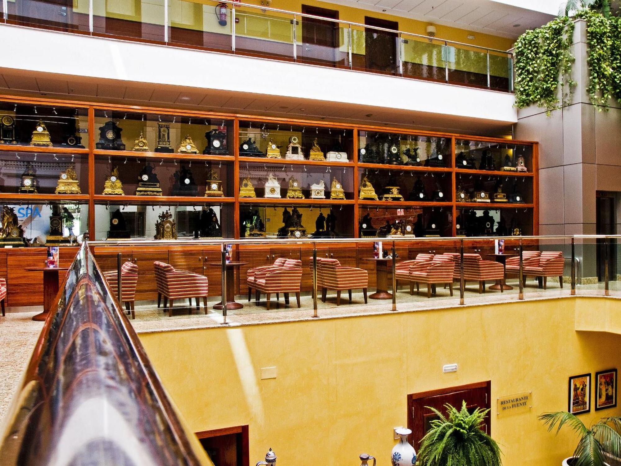 Senator Granada Hotel Ngoại thất bức ảnh