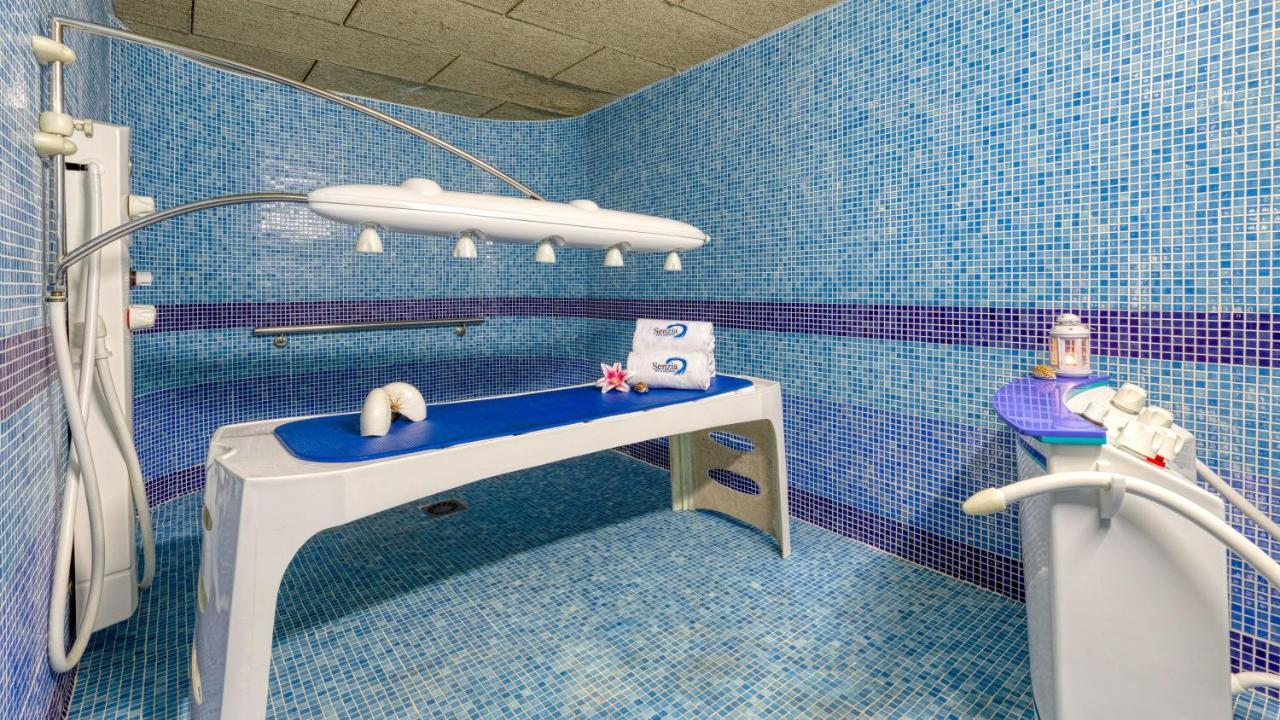 Senator Granada Hotel Ngoại thất bức ảnh